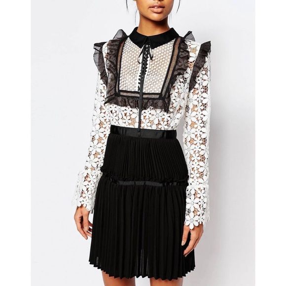 Self Portrait Adeline Lace Up Pleated Dress - Picture 3 of 13